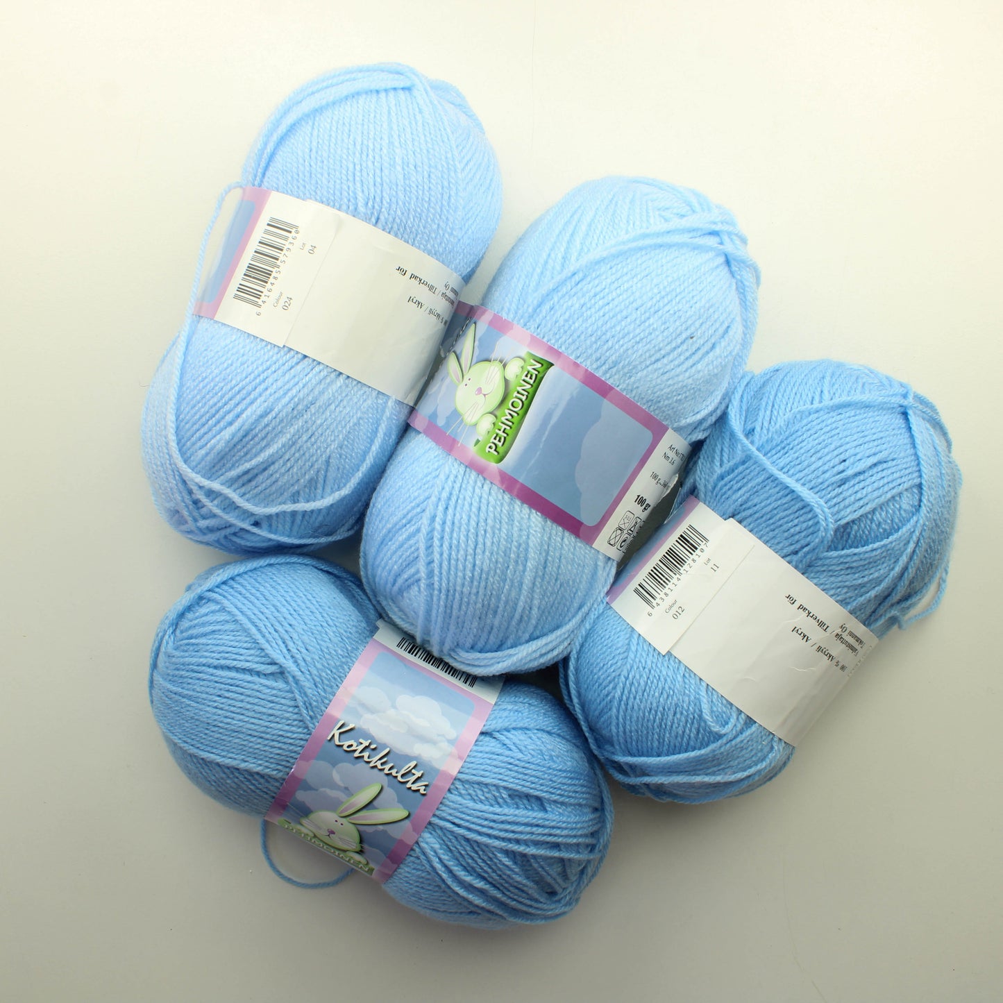 Kotikulta Pehmoinen - 024 ja 012 Lankapussi 549 (400g)