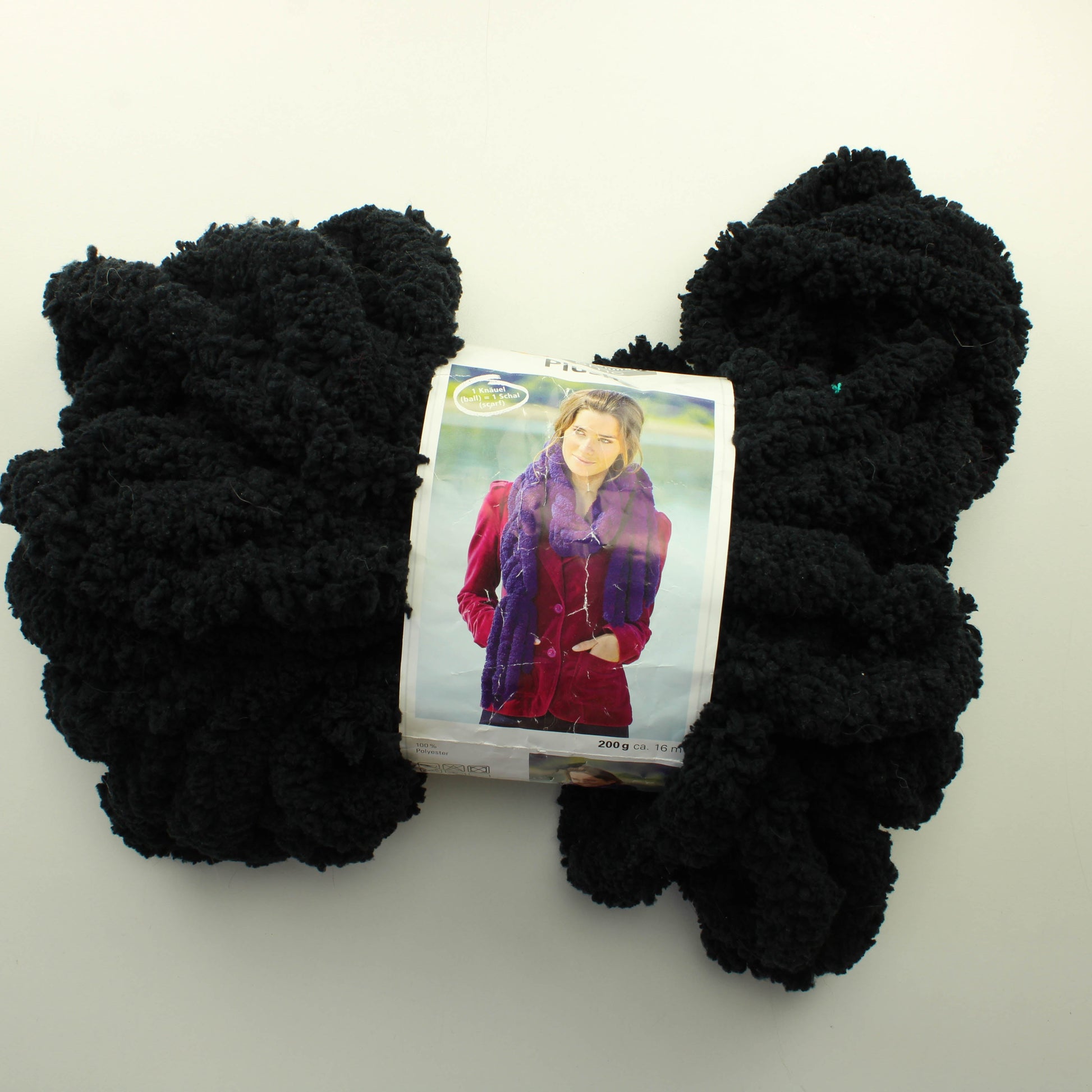 Schachenmayr Plush - 00099 (200g)