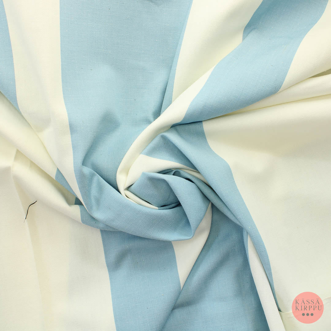 Sinivalkoinen raidallinen Puuvillasekoite - Pala