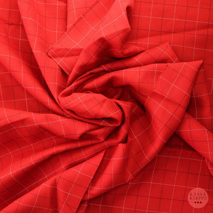 Punainen ruudullinen Vaatetuskangas - Pala