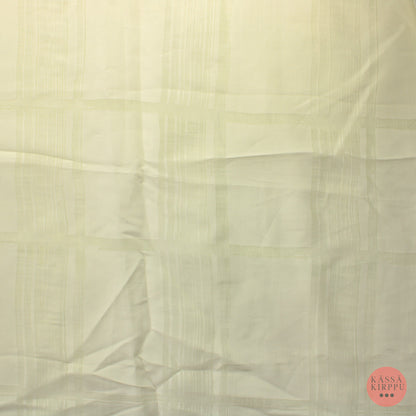 Valkoinen ruudullinen Valoverhokangas - Pala