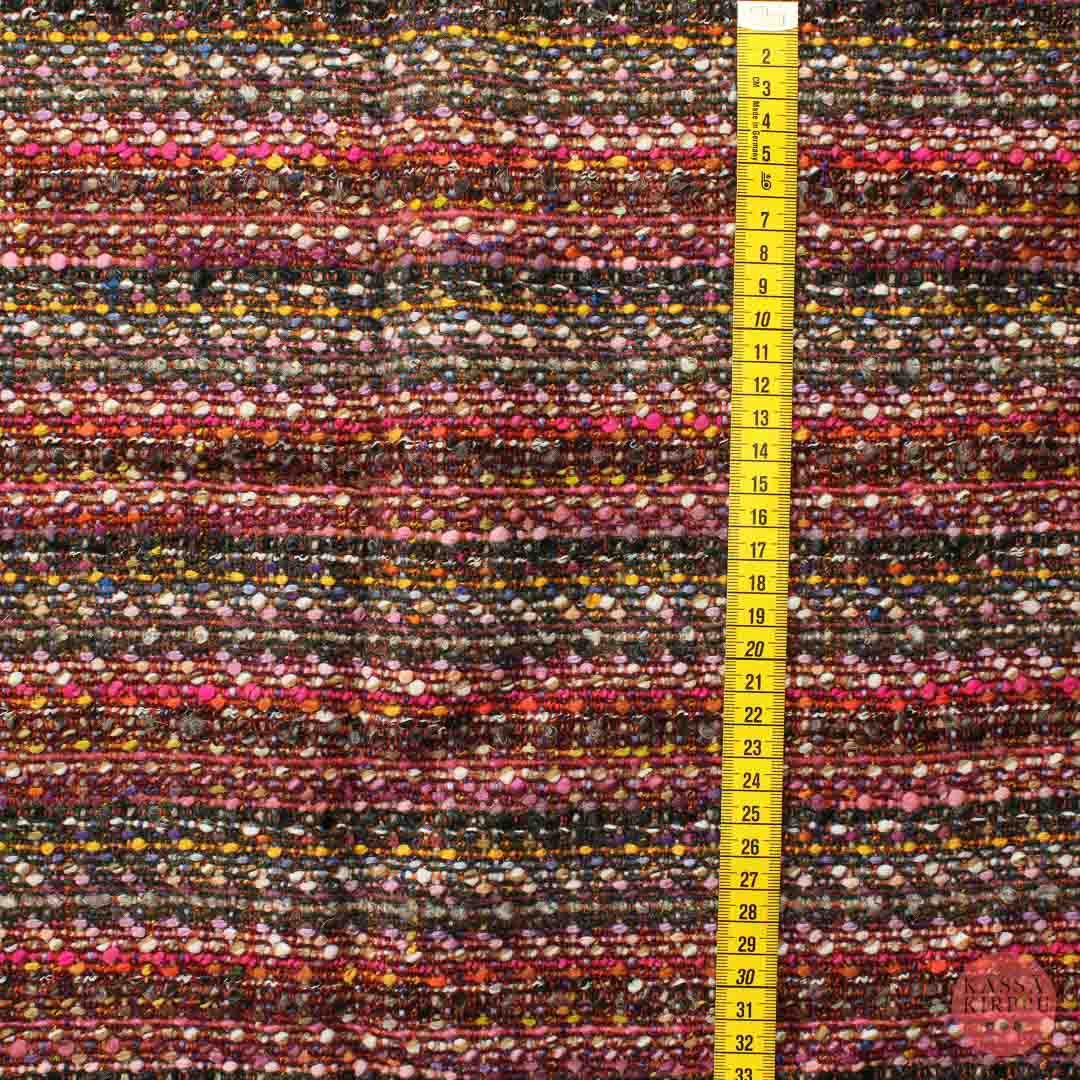 Monivärinen eläväpintainen Sisustuskangas - Pala