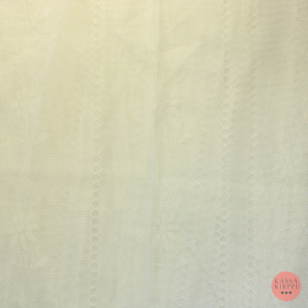 Luonnonvalkoinen Pitsikangas - Pala