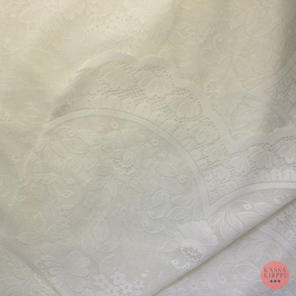 Valkoinen Pitsikangas - Pala