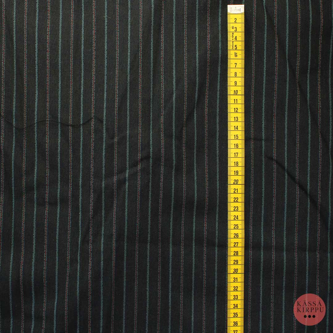 Tummanharmaa pystyraitainen Sisustuskangas - Pala