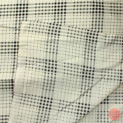 Mustavalkoinen ruudullinen Vaatetuskangas - Pala