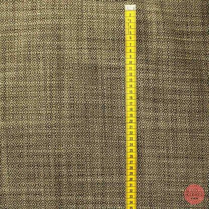 Ruskeansävyinen kuviollinen Sisustuskangas - Pala