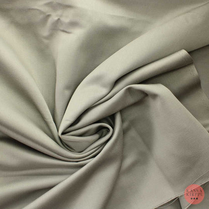 Hopeanharmaa Vaatetuskangas - Pala