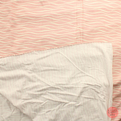 Vaaleanpunainen aaltokuvioinen Viskoositrikoo - Pala