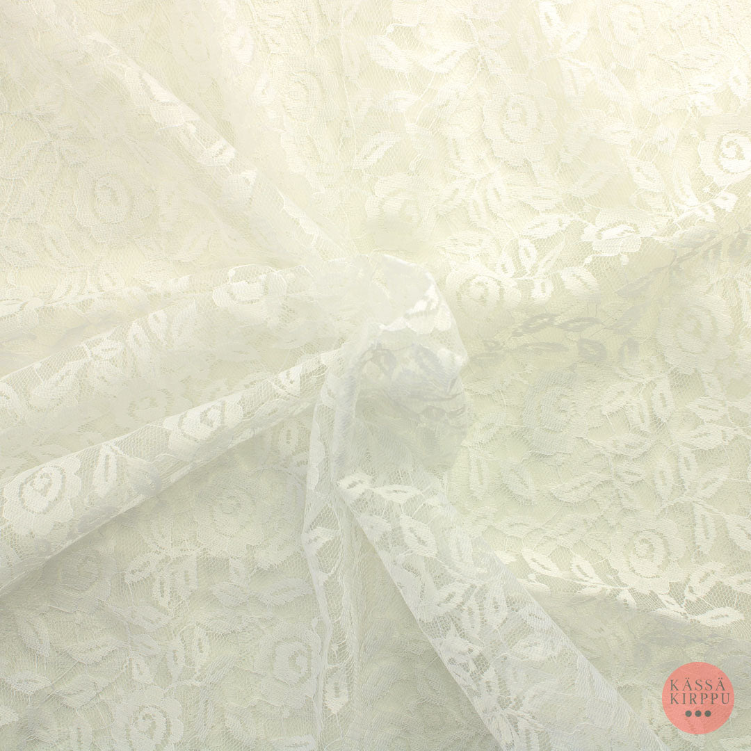 Valkoinen Pitsikangas - Pala