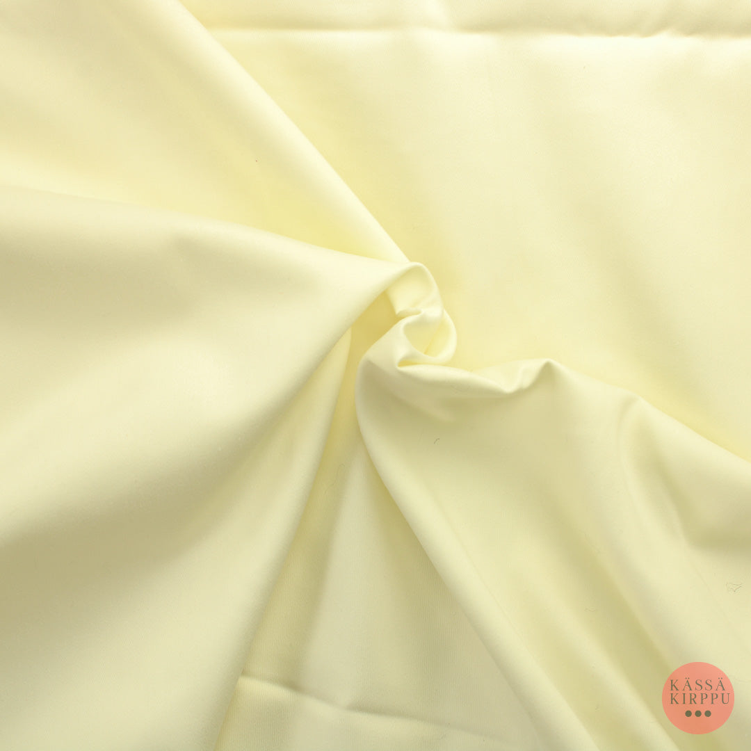 Luonnonvalkoinen tekokuitu - Pala