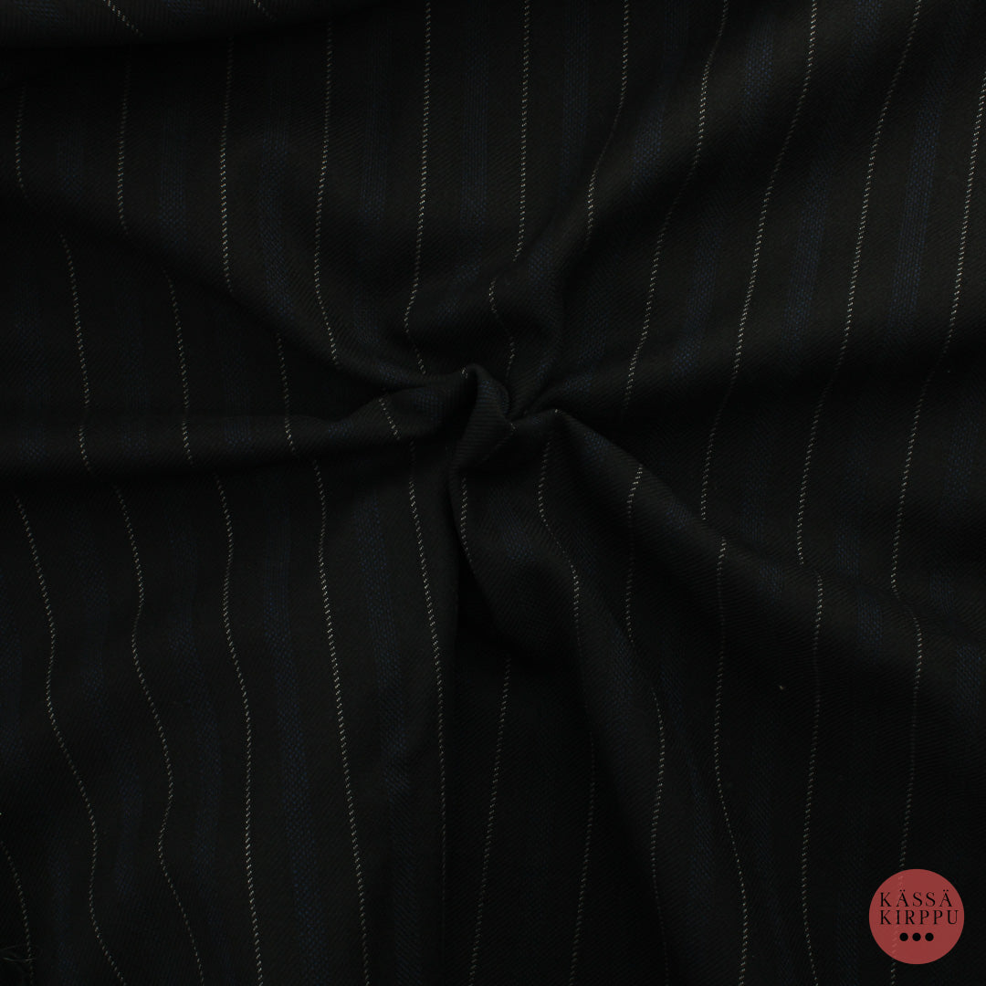 Pystyraitainen Villakangas - Pala