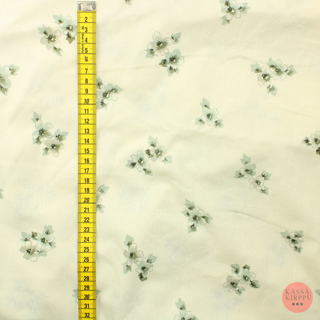 Thin cotton with gray flowers on an off-white background - Piece