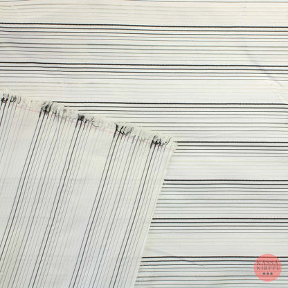 Voglia vaakaraitainen joustava musta-valkoinen Puuvillasekoite - Mittamyynti