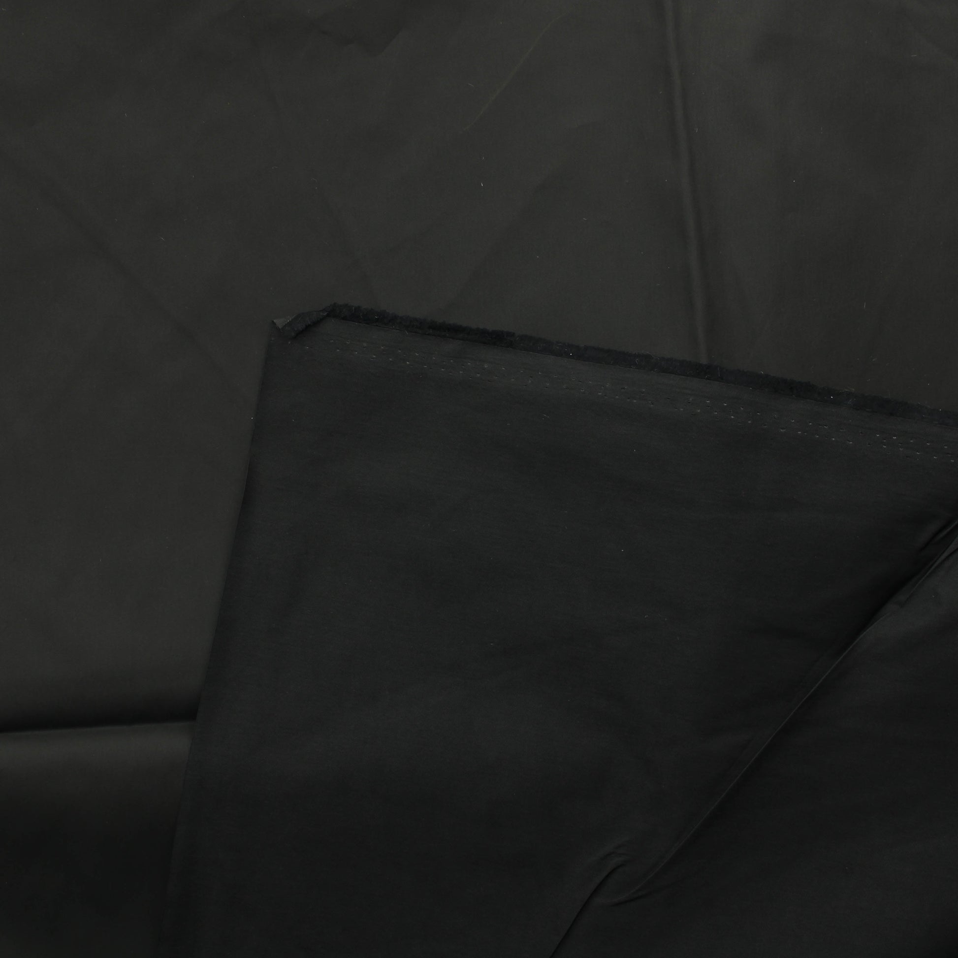 Voglai Musta Ulkovaatetuskangas - Pala