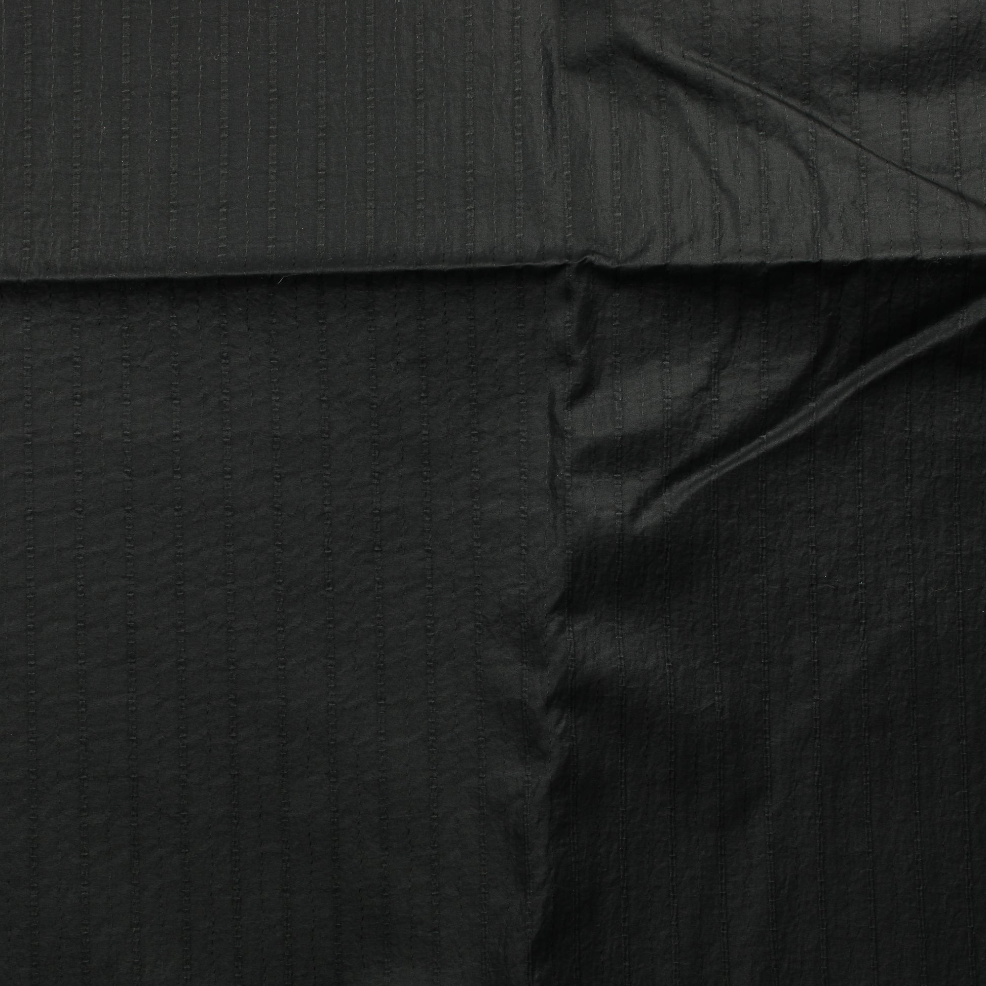 Voglia Musta Pystyraitainen Vaatetuskangas - Pala