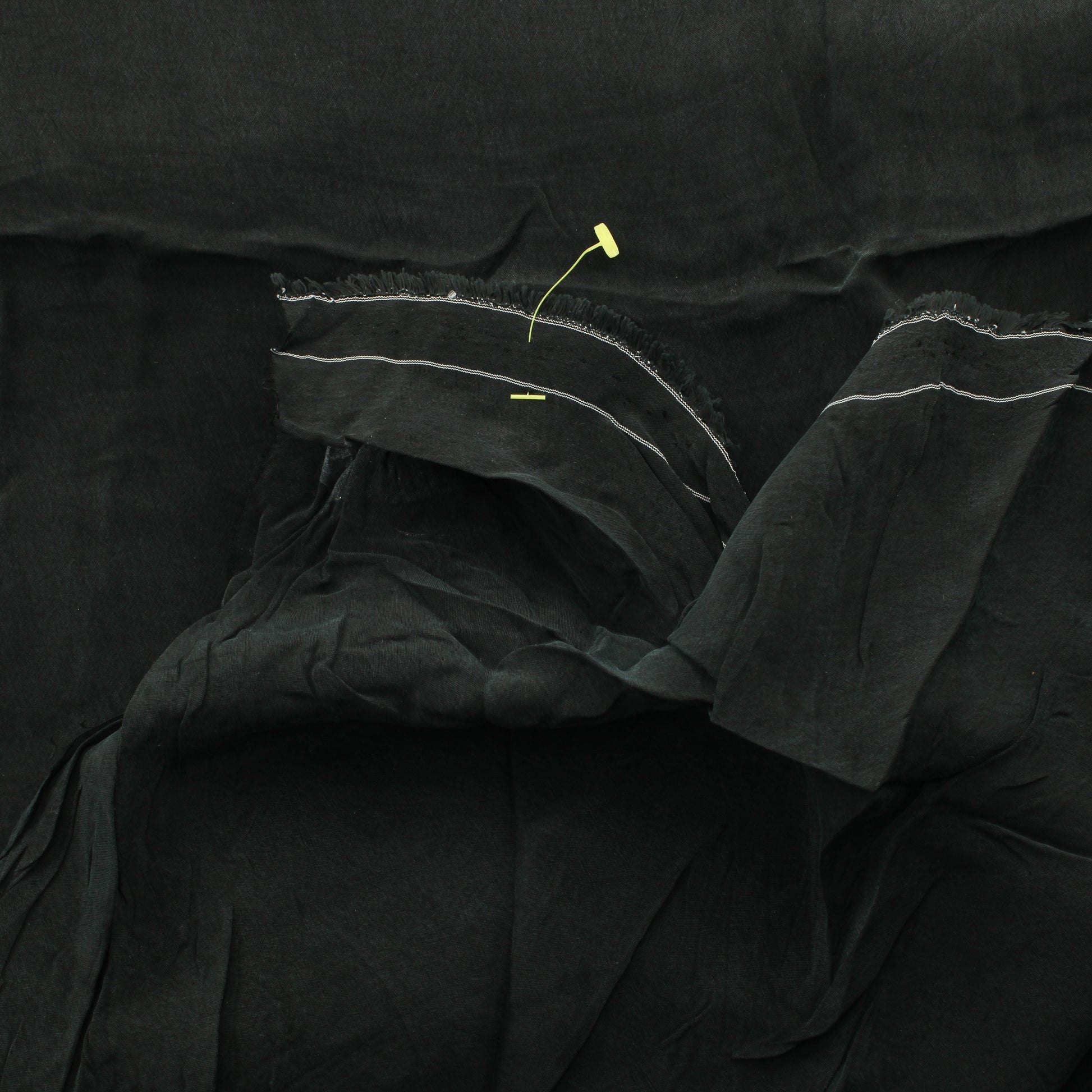 Voglia Hohtava mustahko Vaatetuskangas - Pala