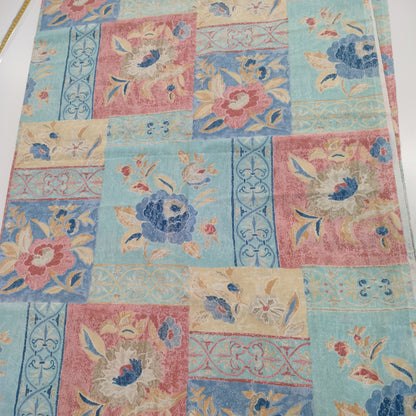 Pastellinsävyinen Kukkakuvioinen Puuvilla - Pala